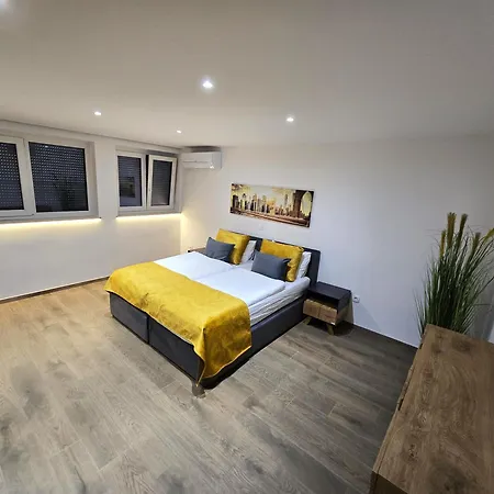 Golden Oasis Free Private Parking Apartment Ljubljana Exterior photo