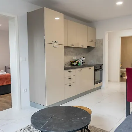 Golden Oasis Free Private Parking Apartment Ljubljana Exterior photo