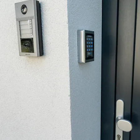 Golden Oasis Free Private Parking Apartment Ljubljana Exterior photo