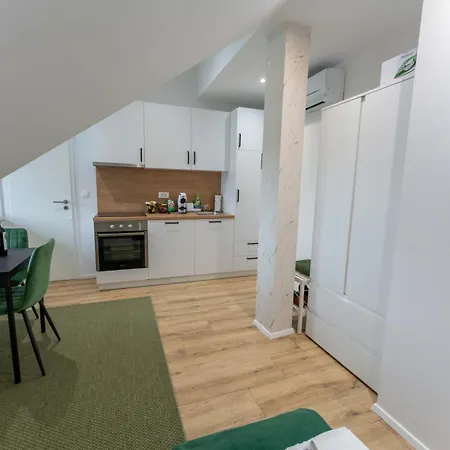 Golden Oasis Free Private Parking Apartment Ljubljana Exterior photo