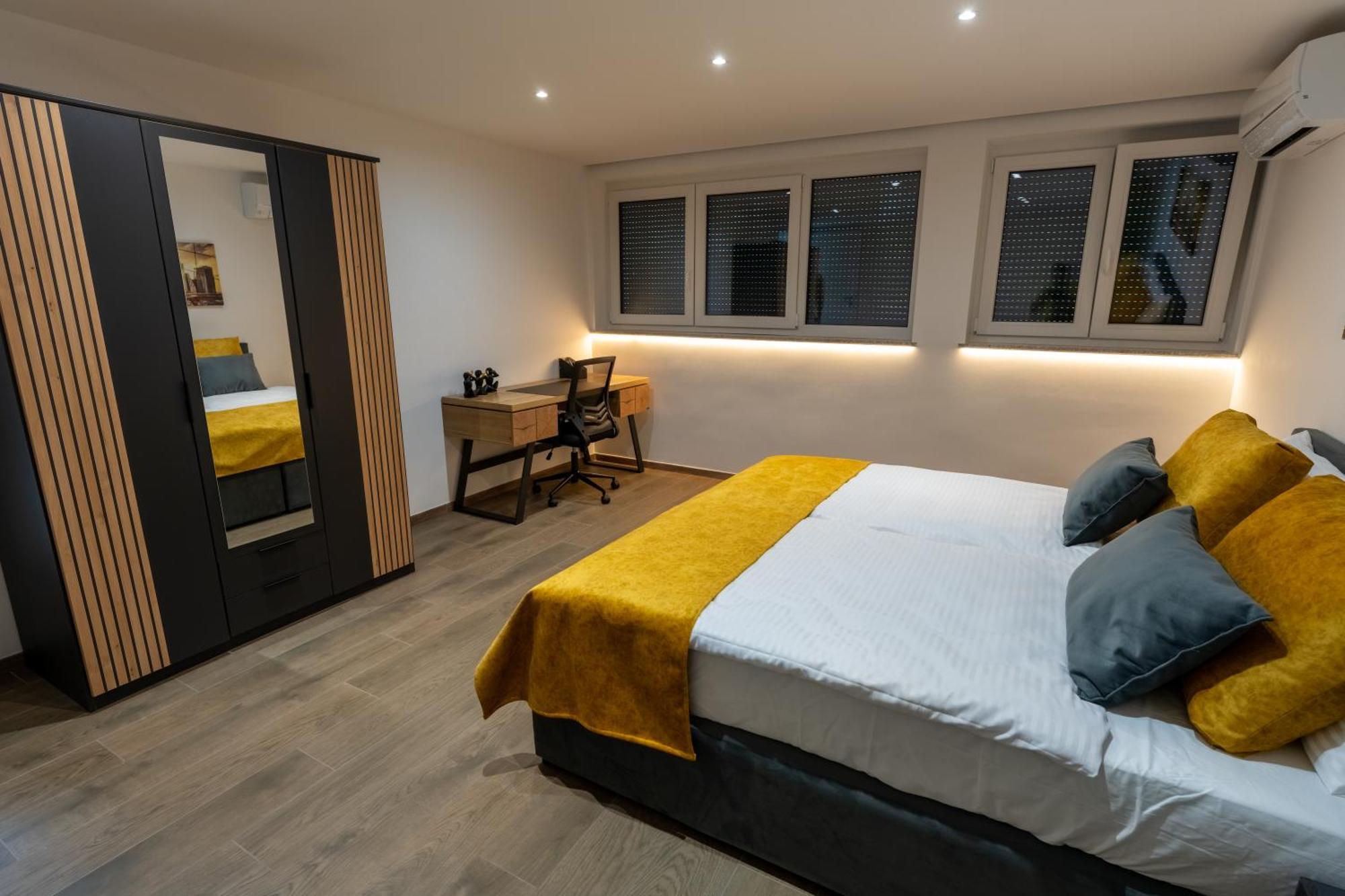 Golden Oasis Free Private Parking * Ljubljana