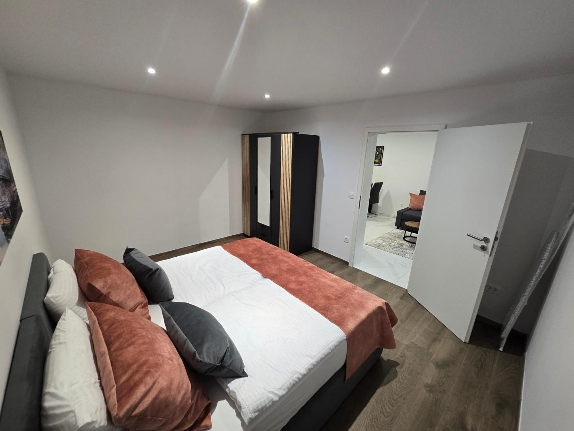 Apartment Golden Oasis Free Private Parking